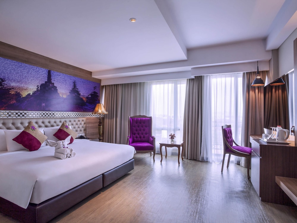 Grand Mercure Yogyakarta Adi Sucipto 20/70
