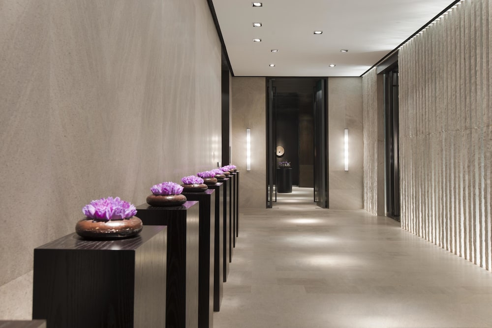 Hyatt Regency Wuhan Optics Valley 25/57