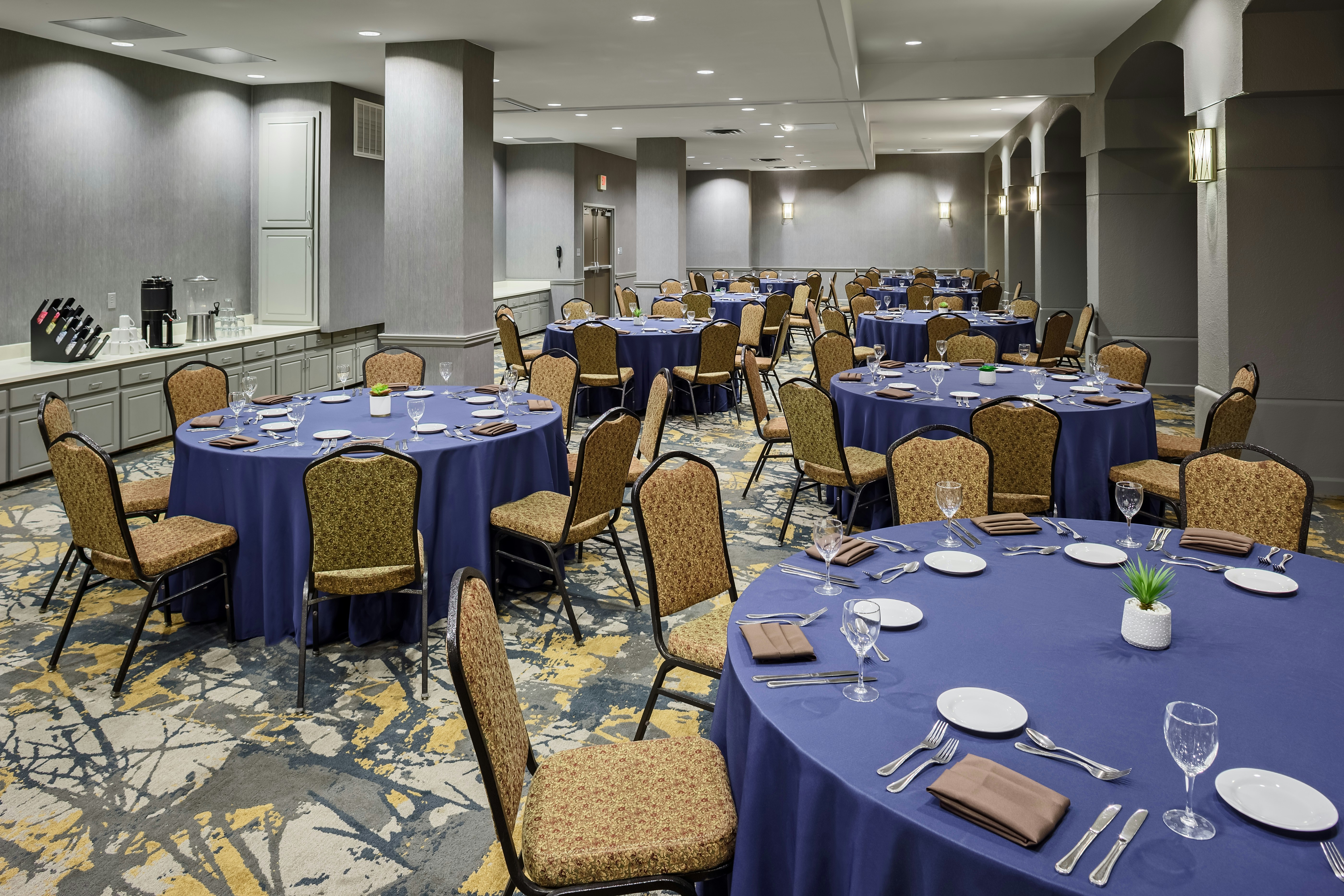 DoubleTree by Hilton Hotel San Antonio Downtown 36/58