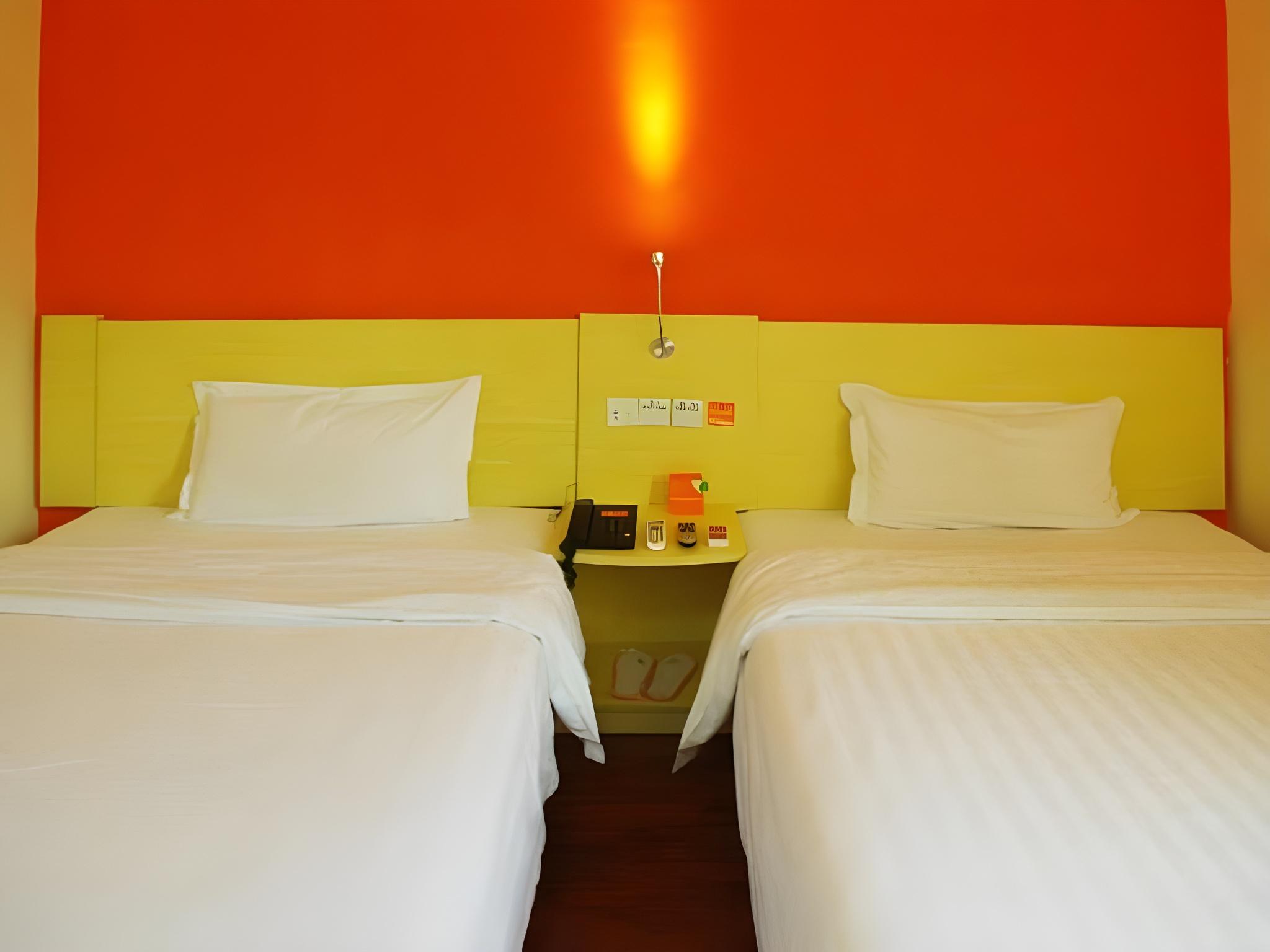 7 Days Inn (Foshan Beijiao Nanchang Road) 28/43