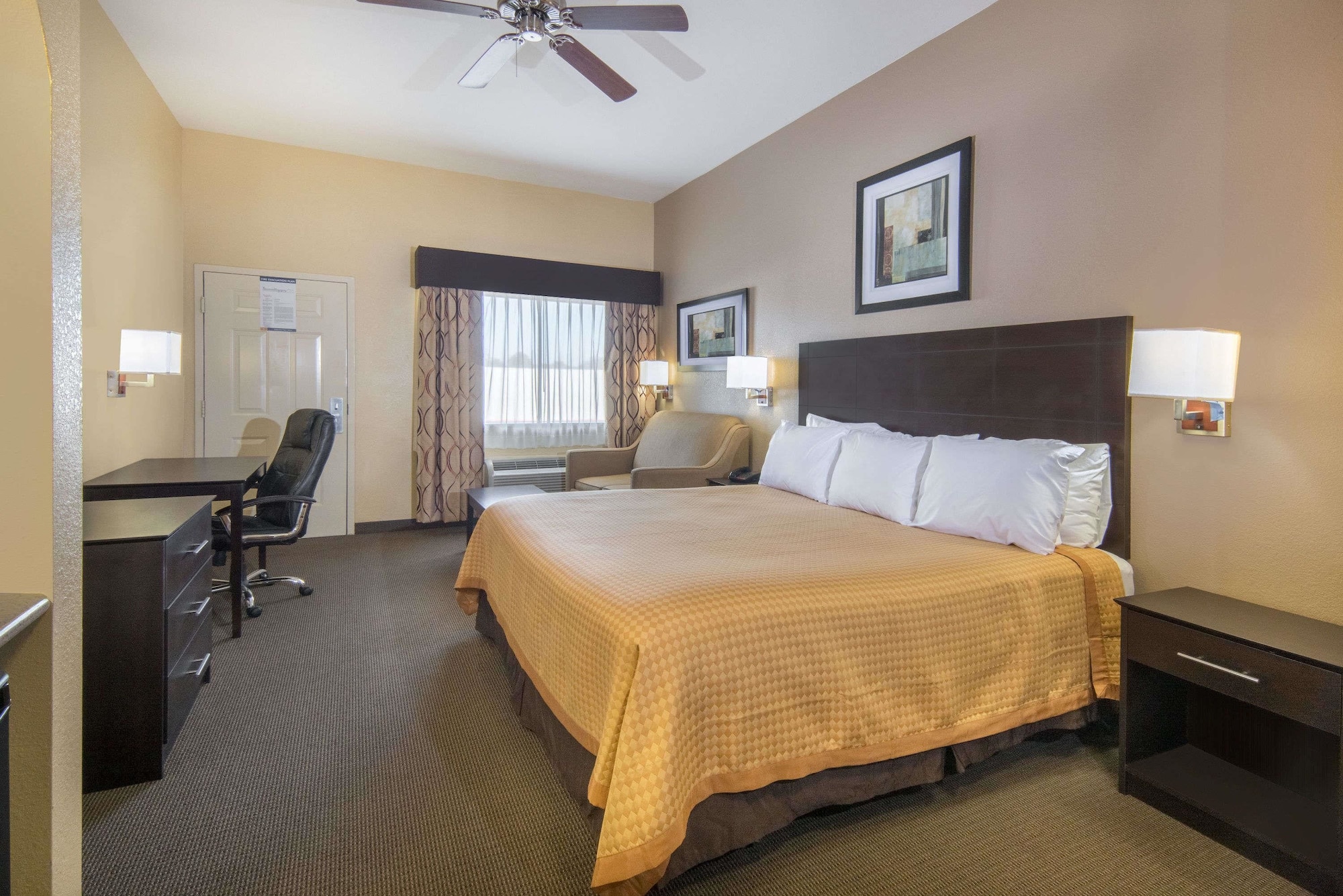 Room, King Bed, Accessible