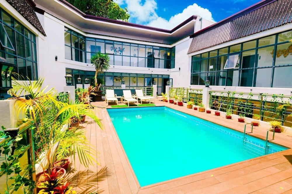 Erus Suites Hotel 53/57