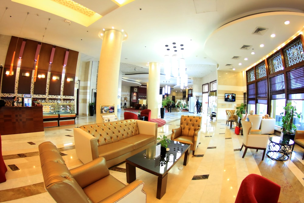 Grand Regal Hotel 38/60