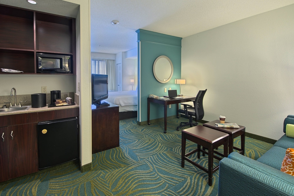 SpringHill Suites by Marriott Greensboro 30/35