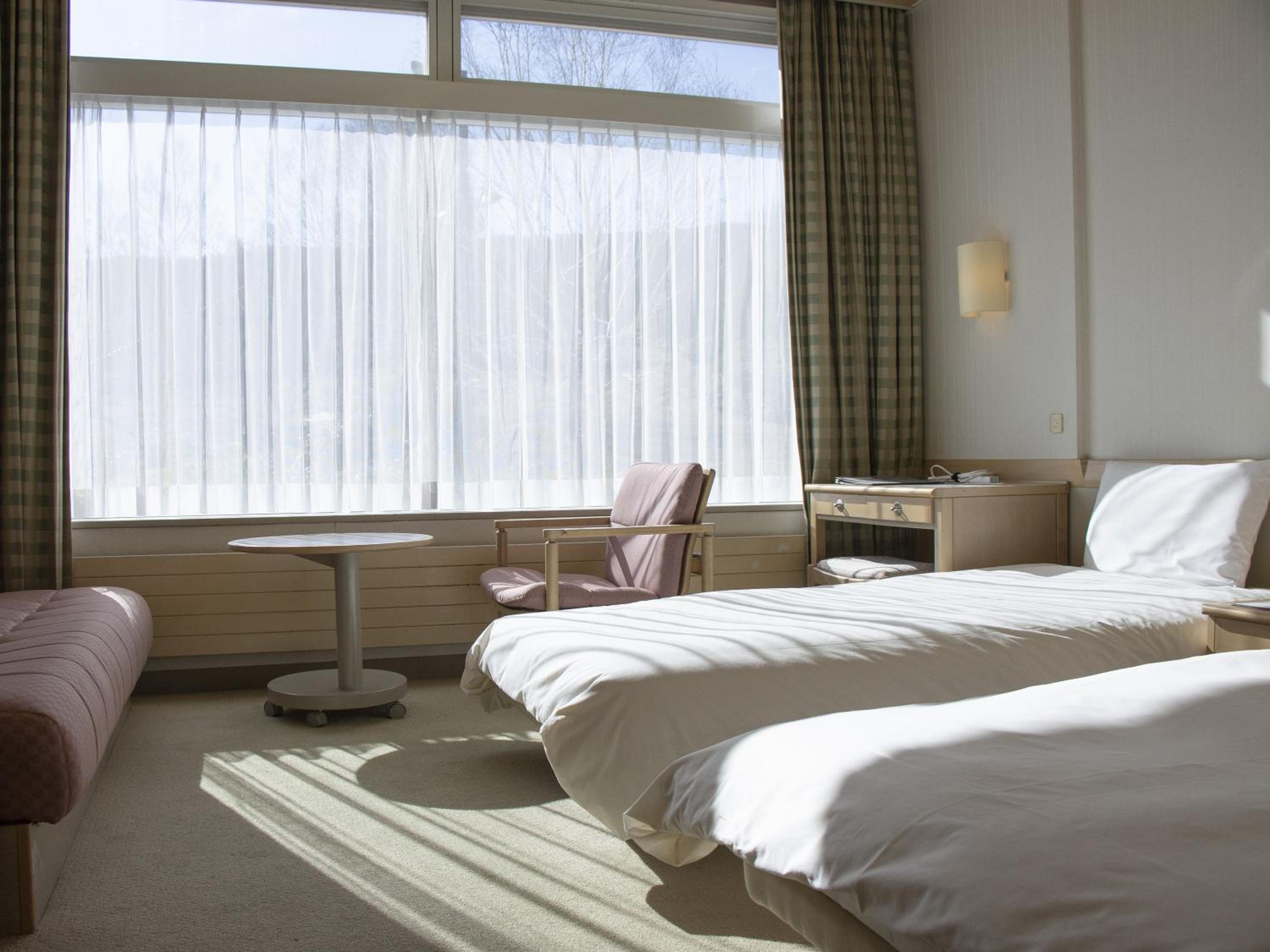 Twin Beds, Sofa, South Building