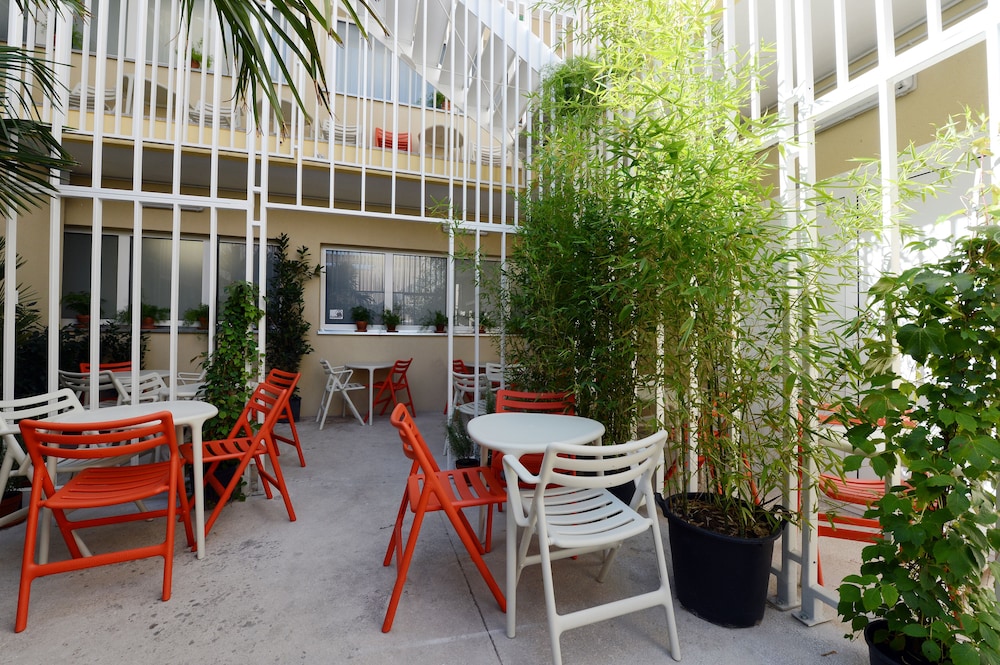 Boutique Hostel Forum 55/71