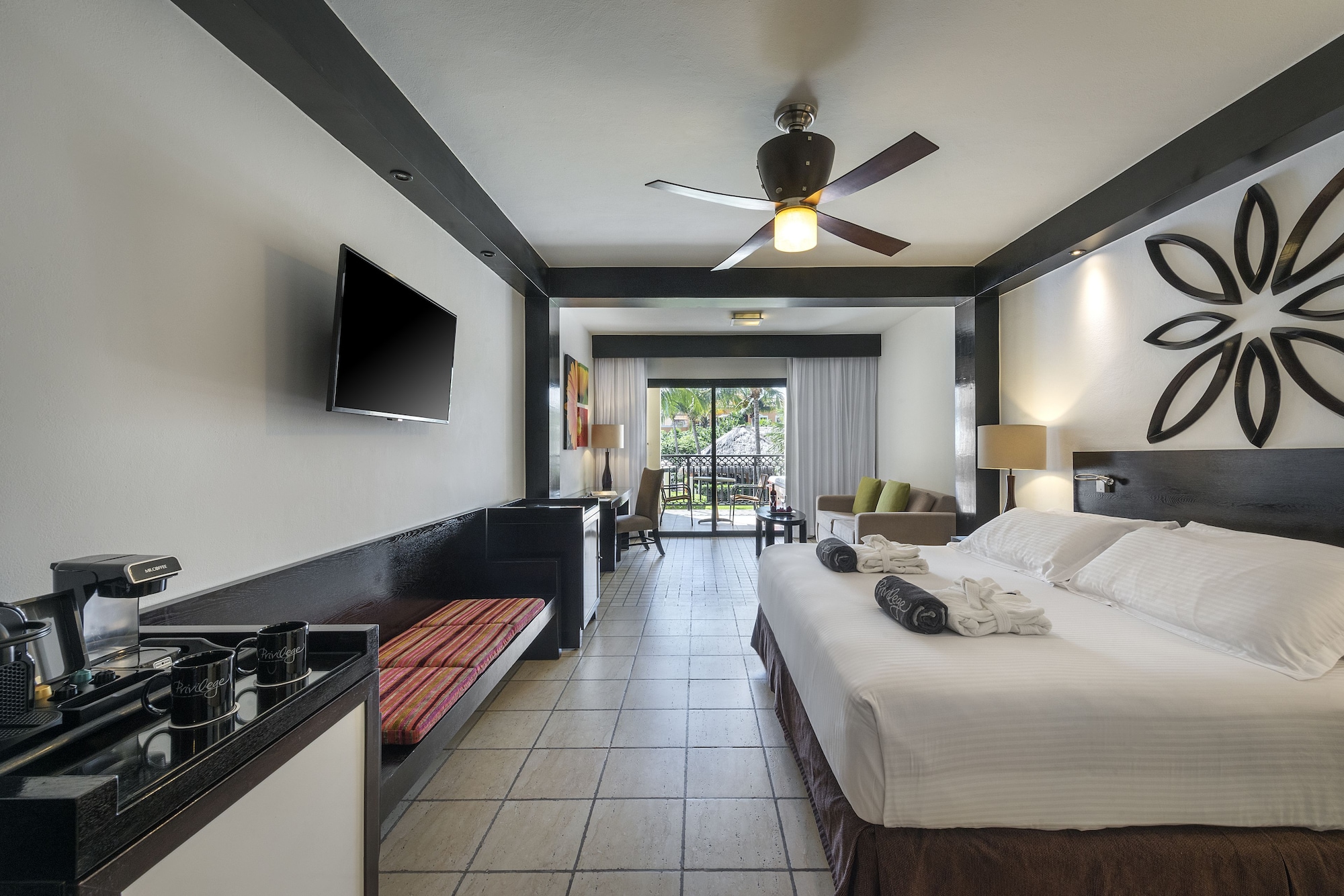 Junior Suite, Privilege, 2 Double Beds, Nature View