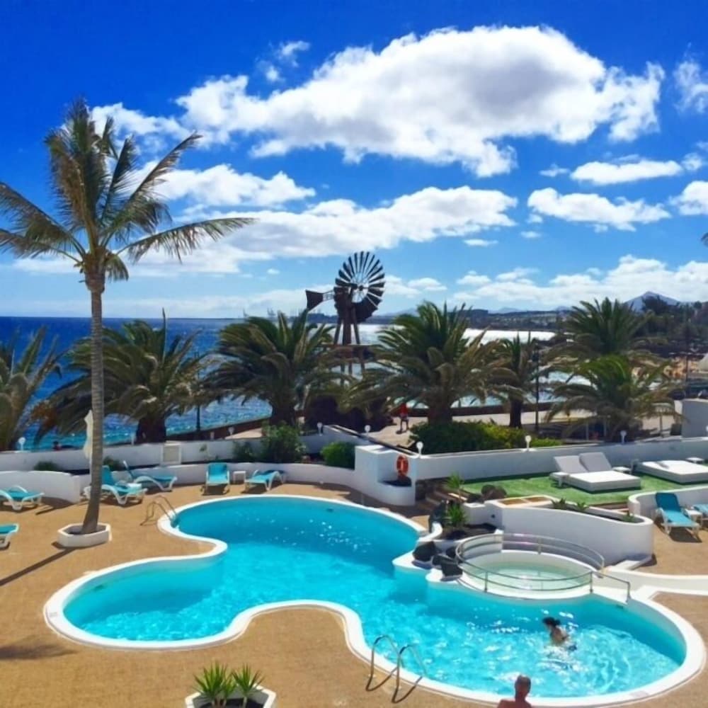 Neptuno Suites - Only Adults 46/50