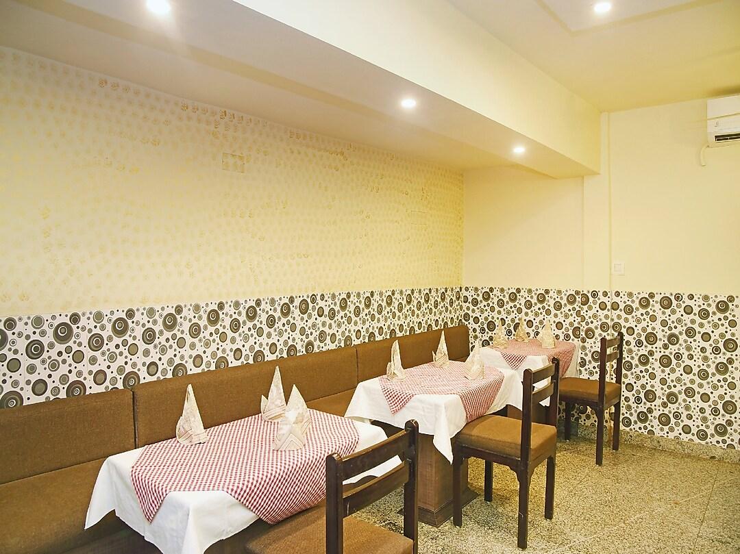 Hotel Goyal 18/19