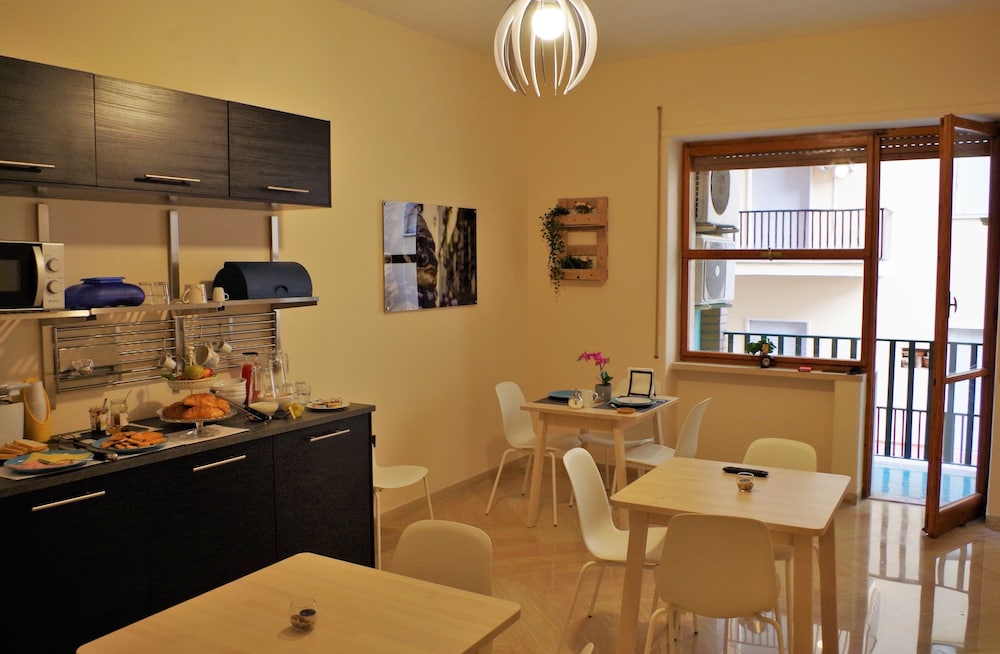 Napoli City Inn B&B 21/31