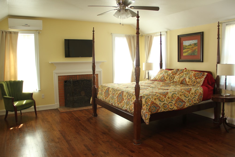 The Oaks Bed and Breakfast 20/60