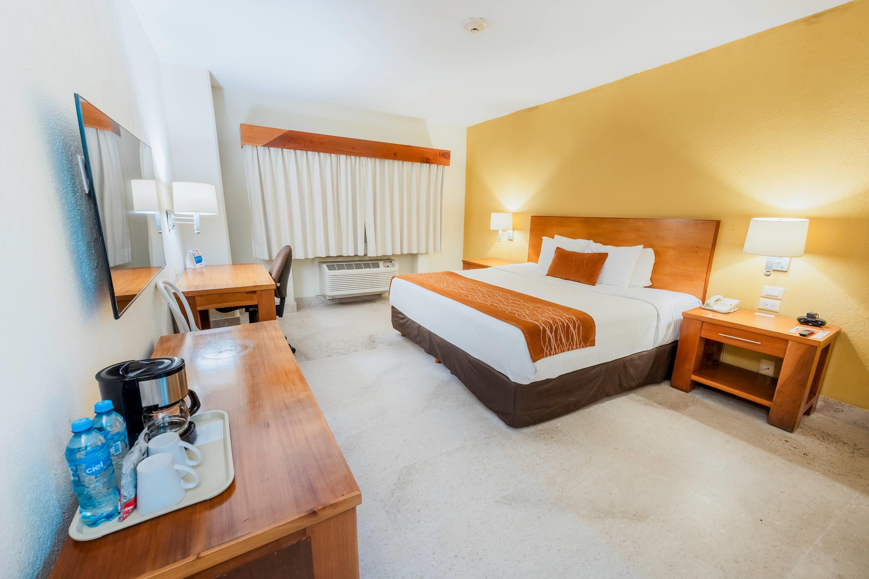 Efficiency, King Bed