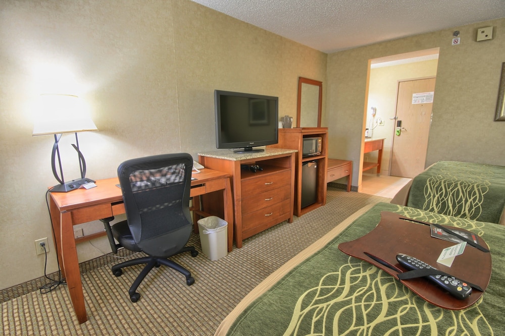 Spark by Hilton Dearborn Detroit 30/31