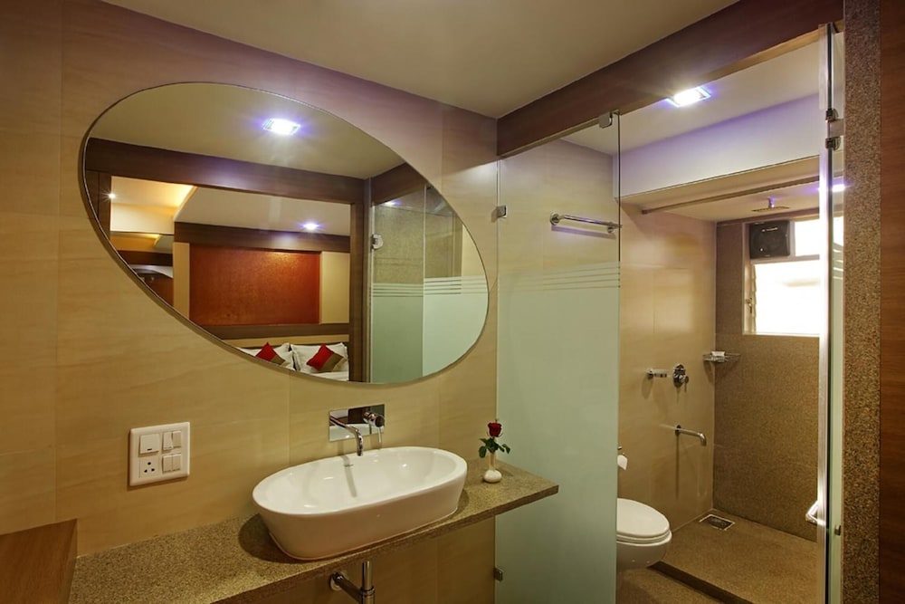 Red Fox Hotel Morjim 52/55