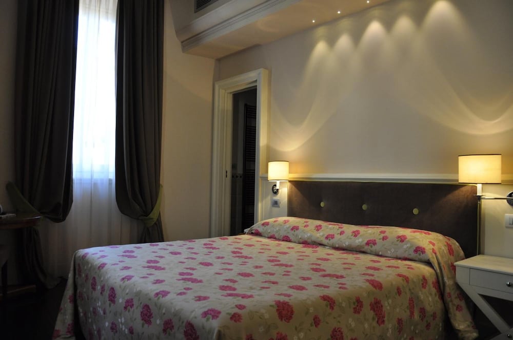 Hotel Patria Pistoia 13/50