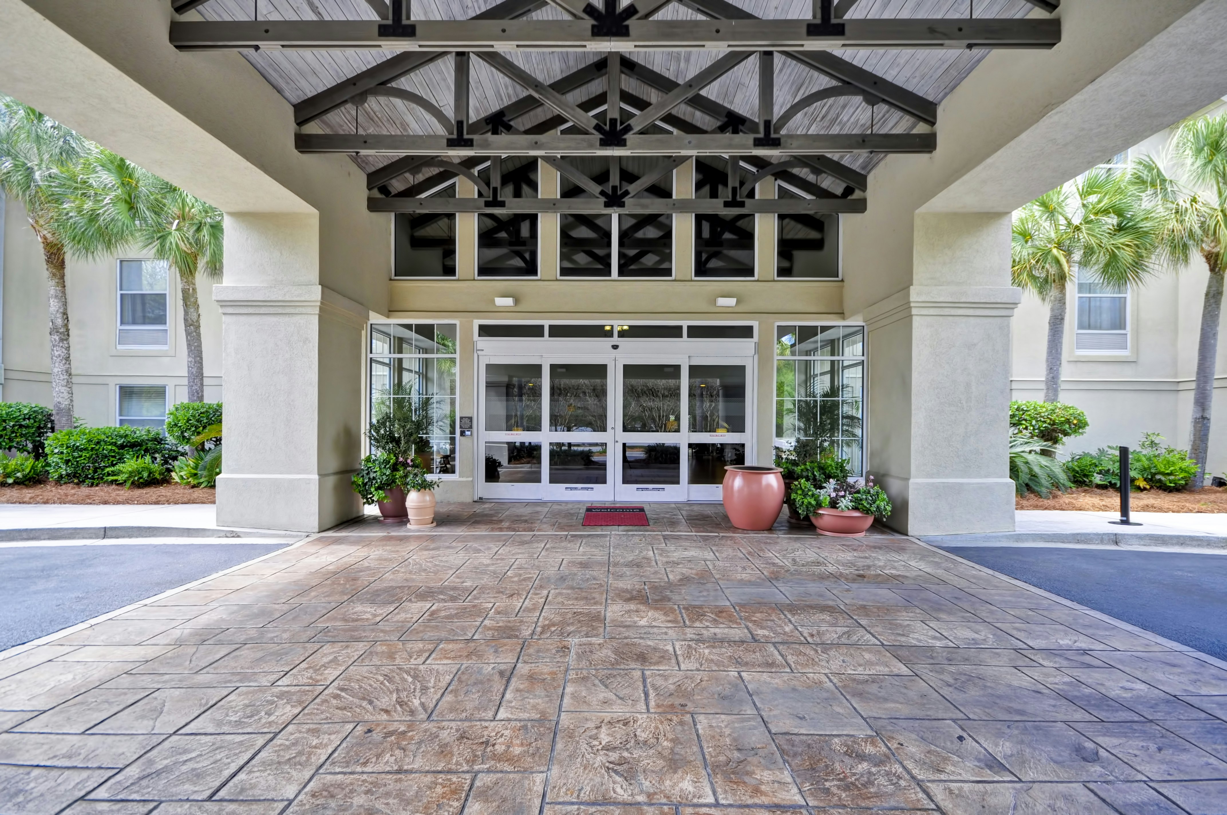 Hampton Inn Suites Charleston 2/48