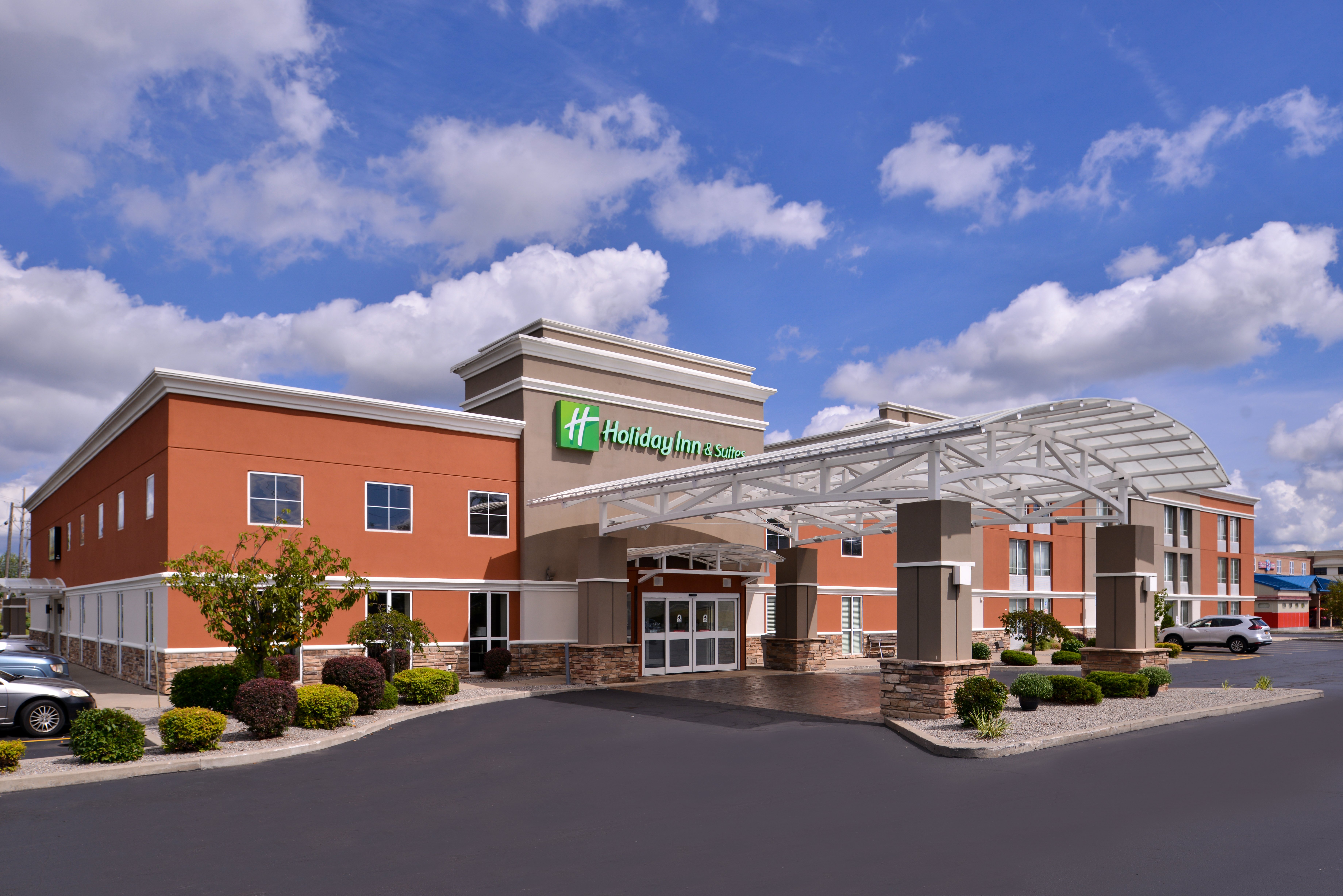 Holiday Inn Hotel and Suites Rochester Marketplace 4/64