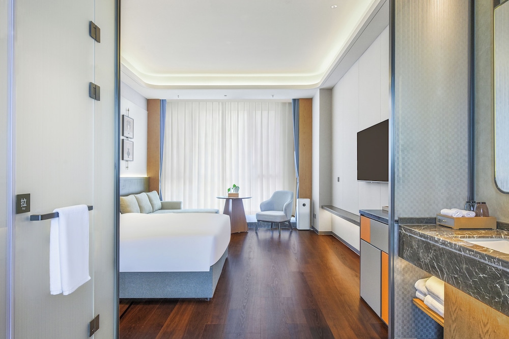 غرفة سوبيريور بسرير كينج، Novotel Jinan Airport 4/4