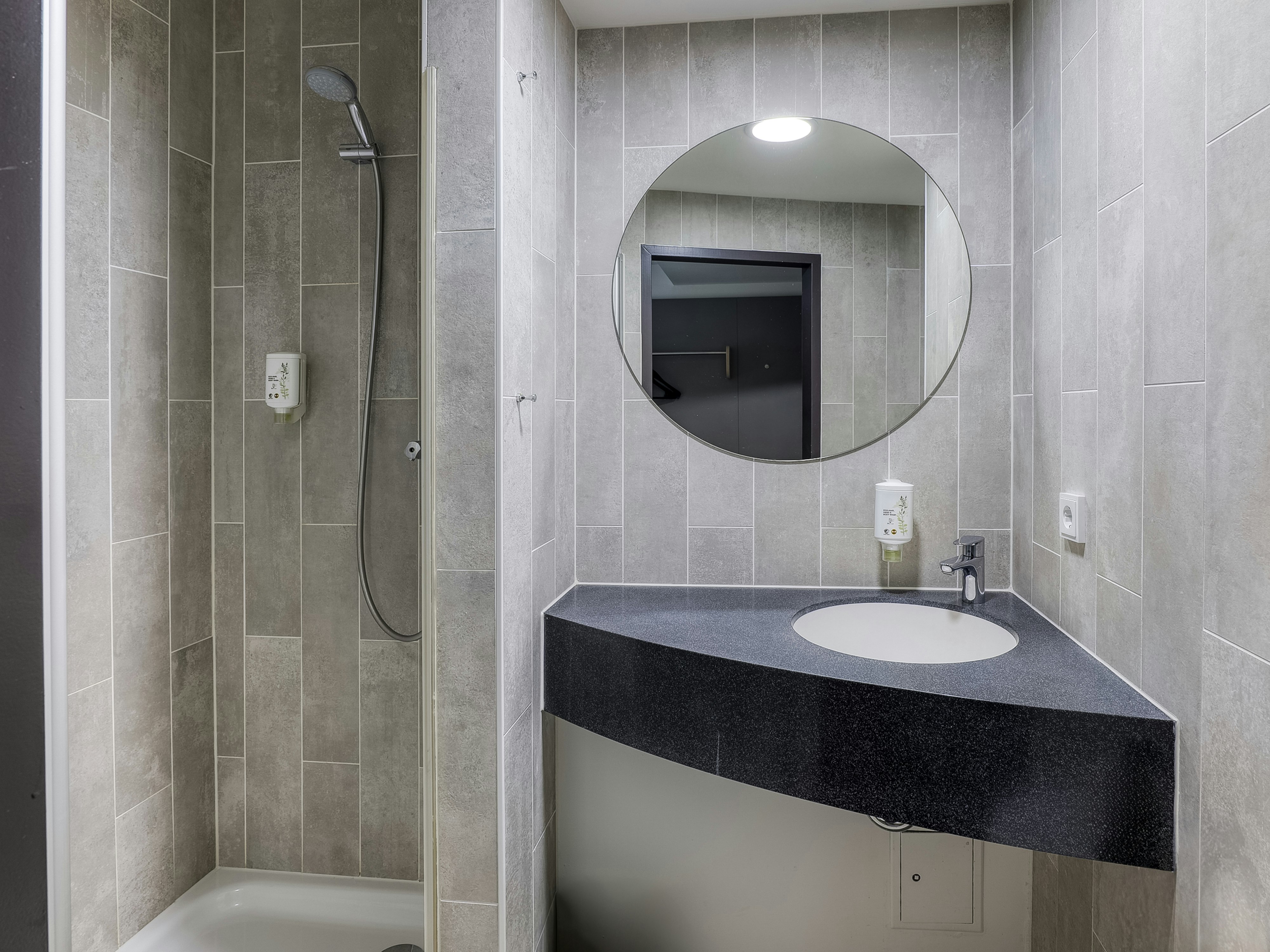 B&B Stuttgart Vaihingen 29/29