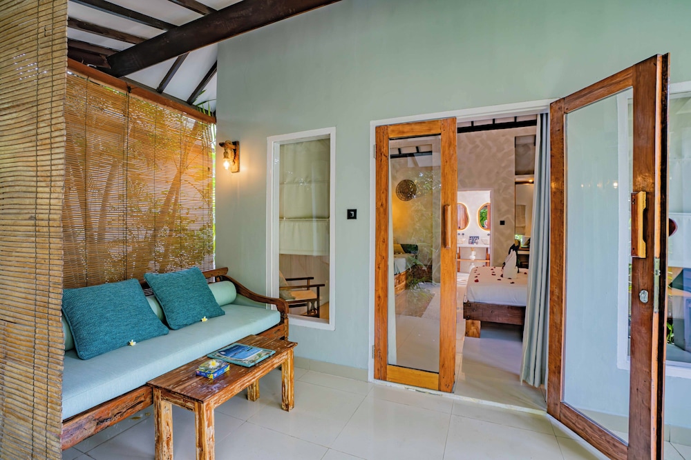 Bale Sampan Bungalows 43/64