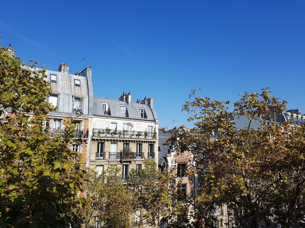 Hotel Champerret Elysees 67/70