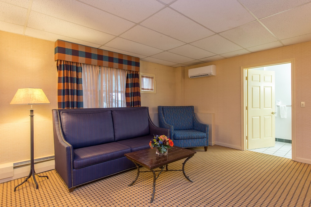 The Wolfeboro Inn 38/67