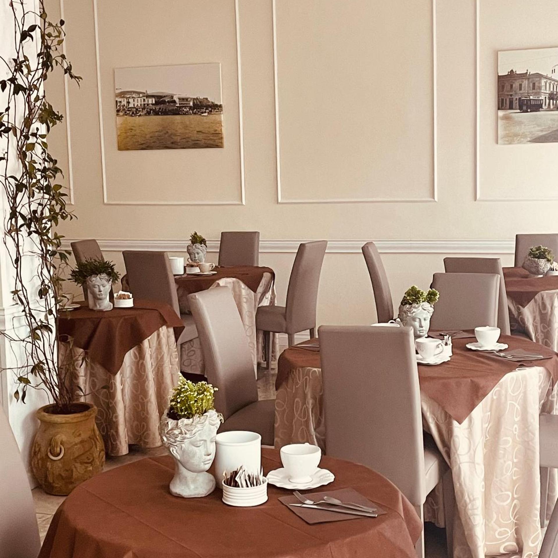 Hotel Regina Margherita 46/50