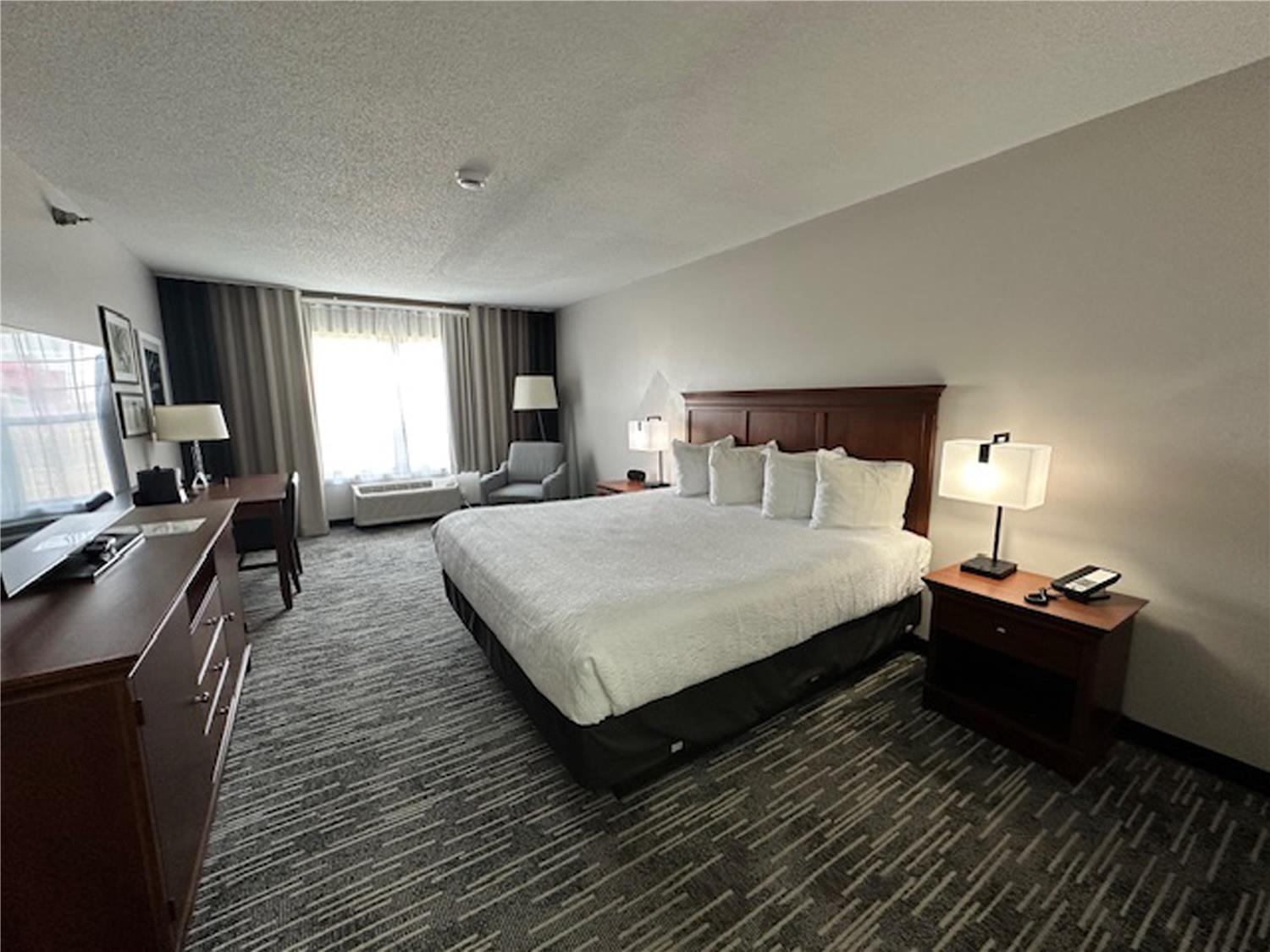 غرفة بسرير كينج، Best Western Harmony Inn Fort Dodge Iowa 4/6