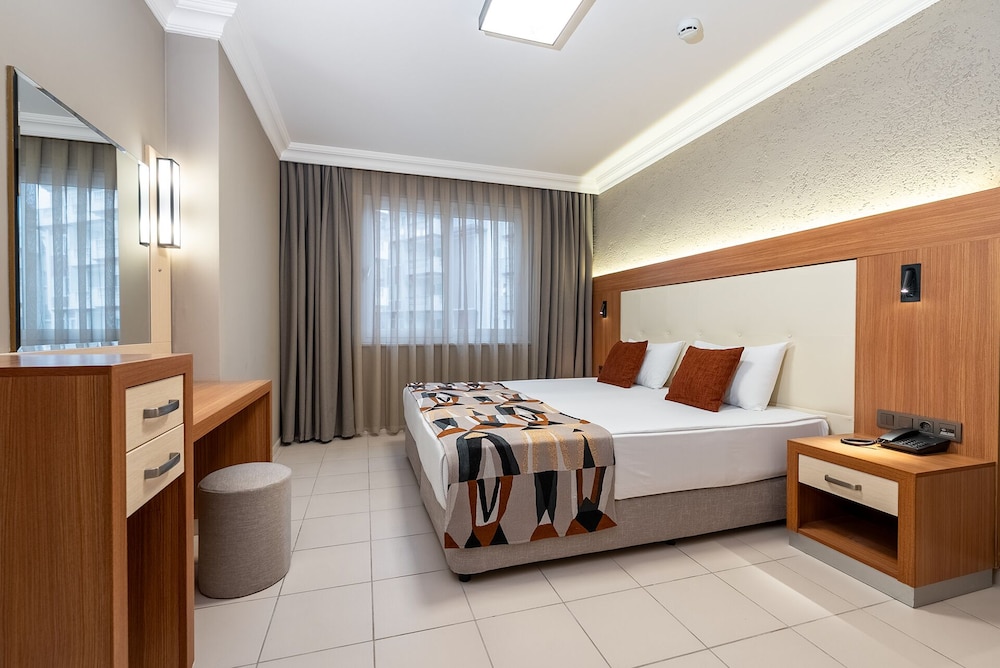 Villa Sunflower Hotel 16/50