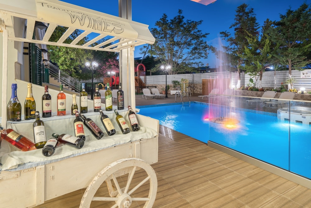 Denise Beach Hotel 20/29