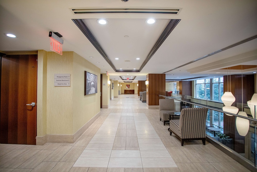 Hilton Garden Inn Bethesda Downtown 9/76