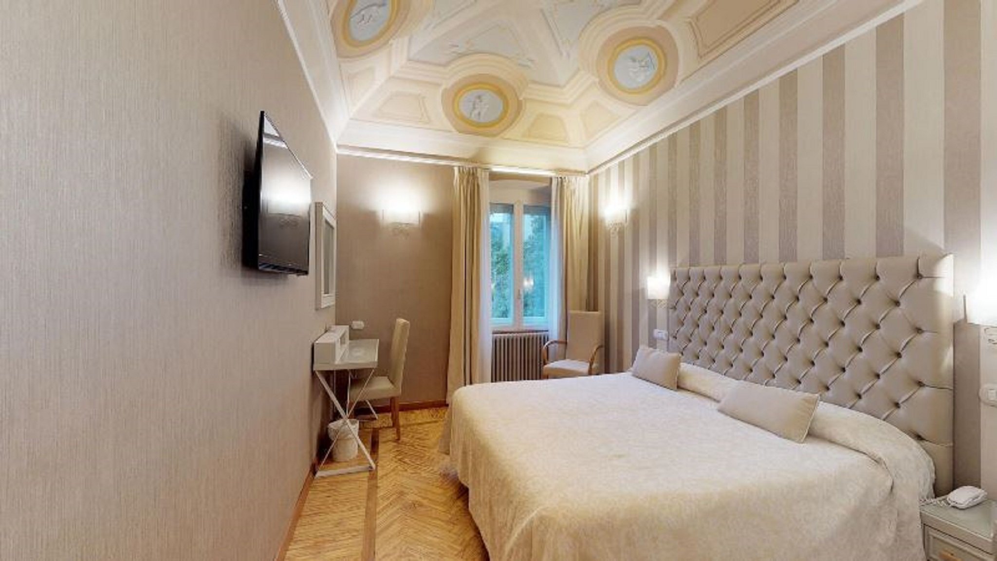 Hotel Metropole 7/46