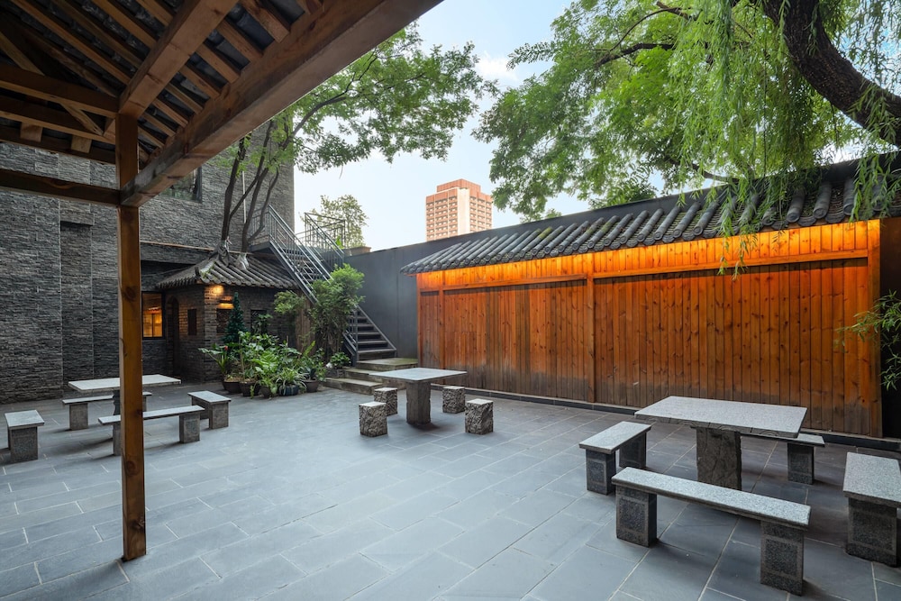 Days Hotel by Wyndham Chengdu Renmin South Road 18/26