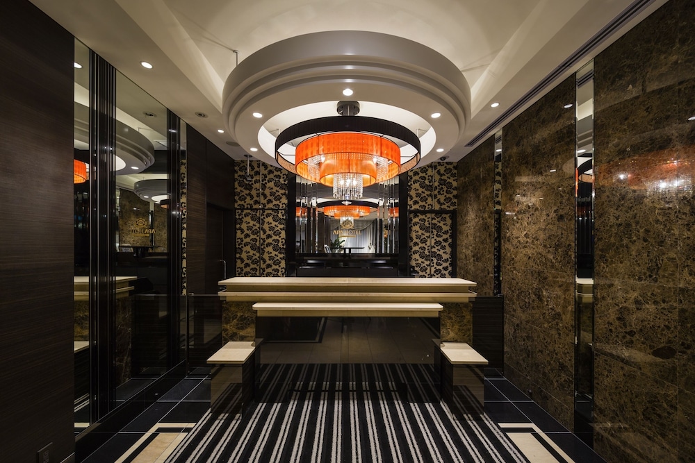 Apa Hotel Nagatacho Hanzomon Ekimae 11/63