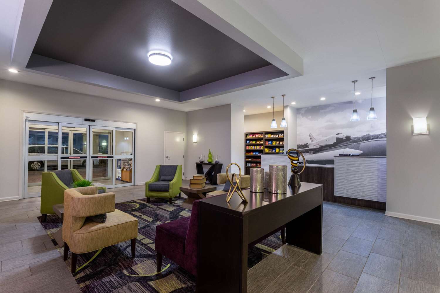La Quinta Inn & Suites by Wyndham Huntsville Airport Madison 32/47