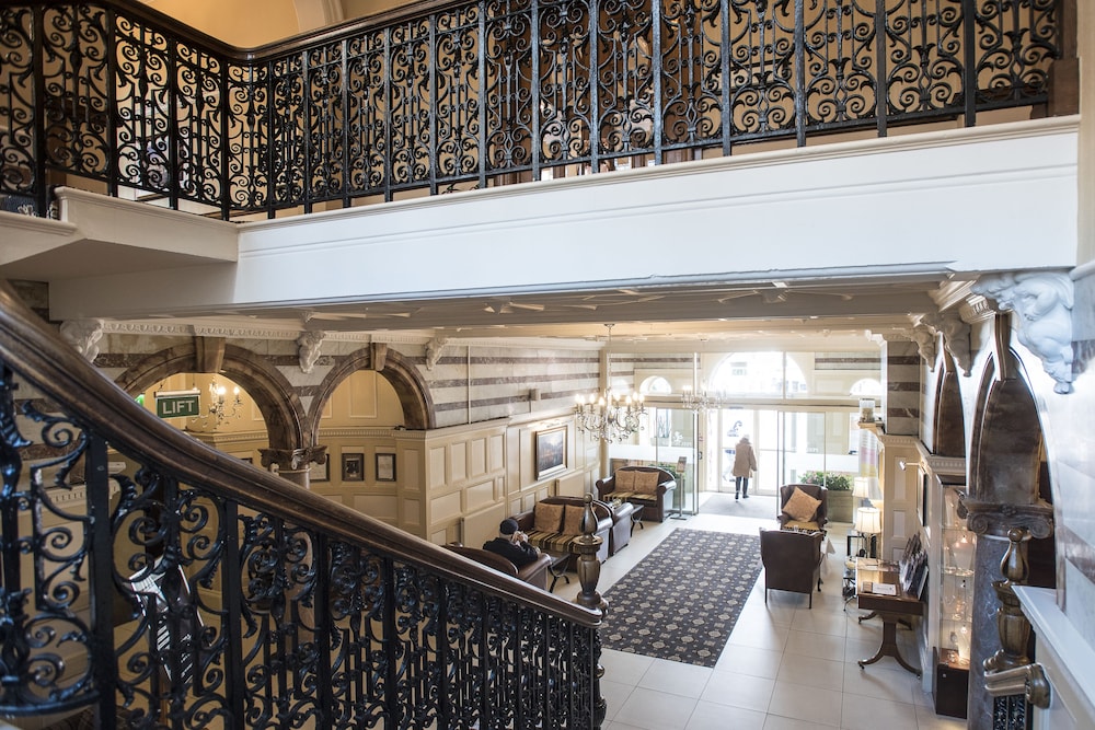 Crown And Mitre Hotel Sure Hotel Collection By Best Western 50/74