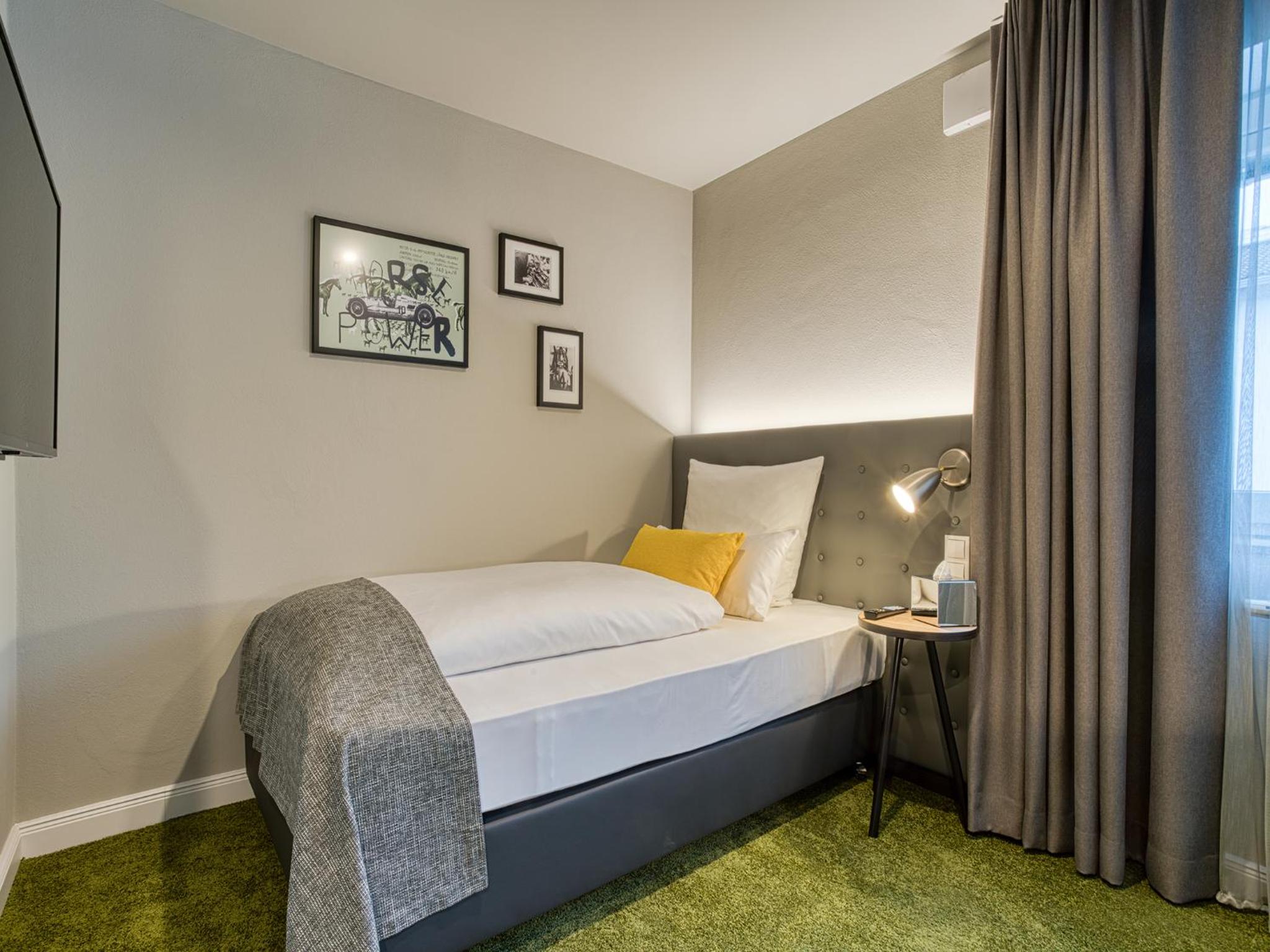 Boutique 025 Ingolstadt 7/50
