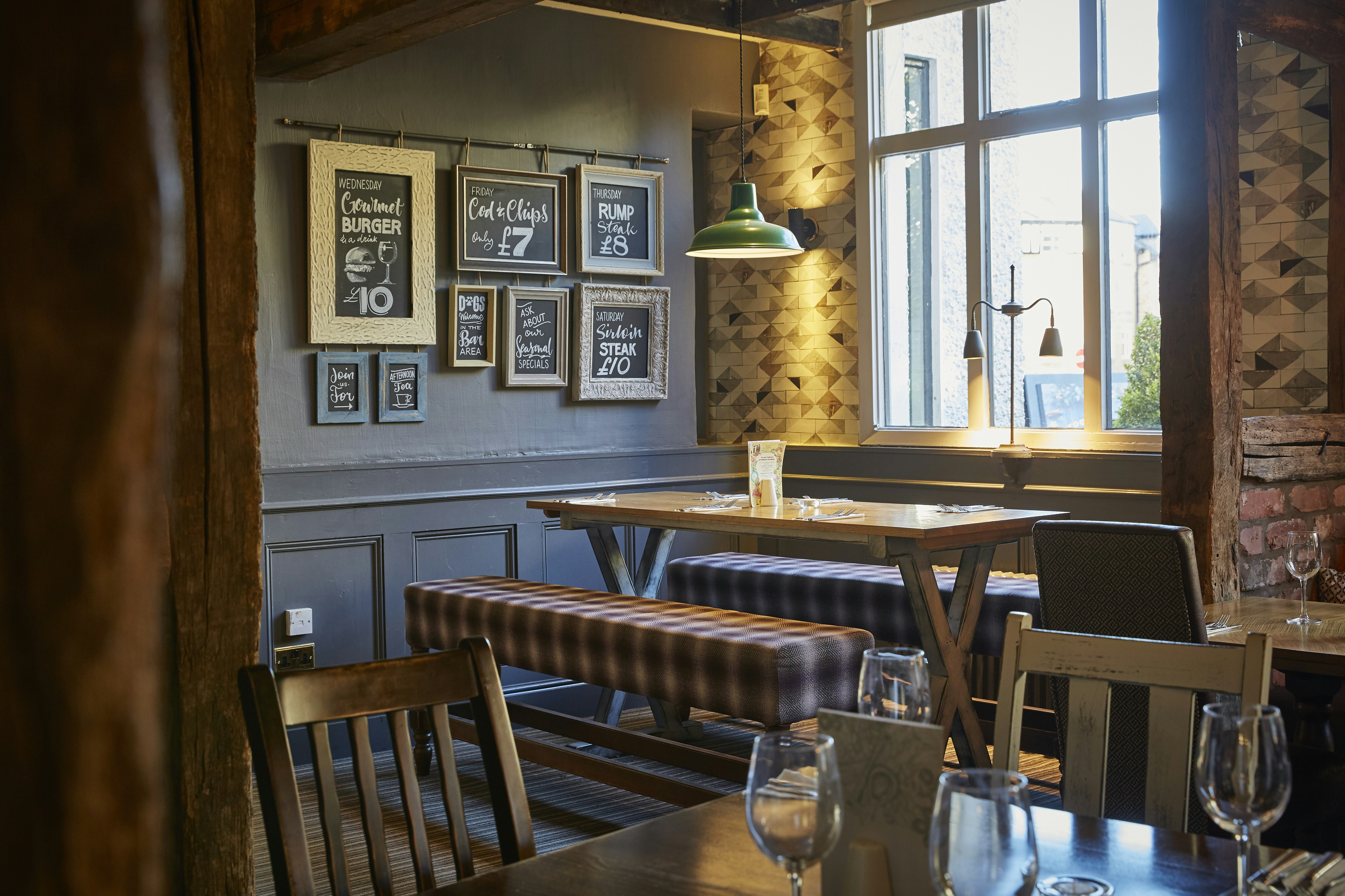 Premier Inn Alderley Edge 22/36