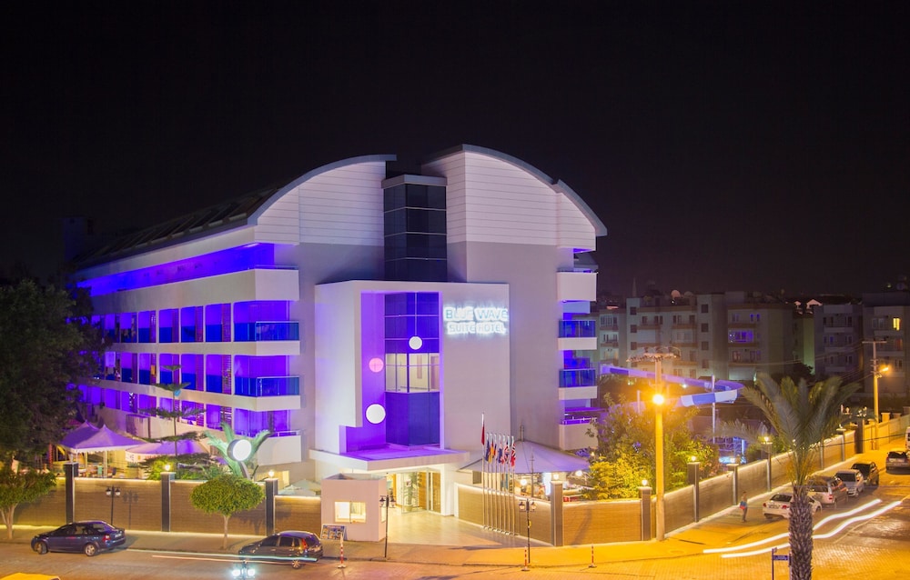Blue Wave Suite Hotel - All Inclusive 3/49