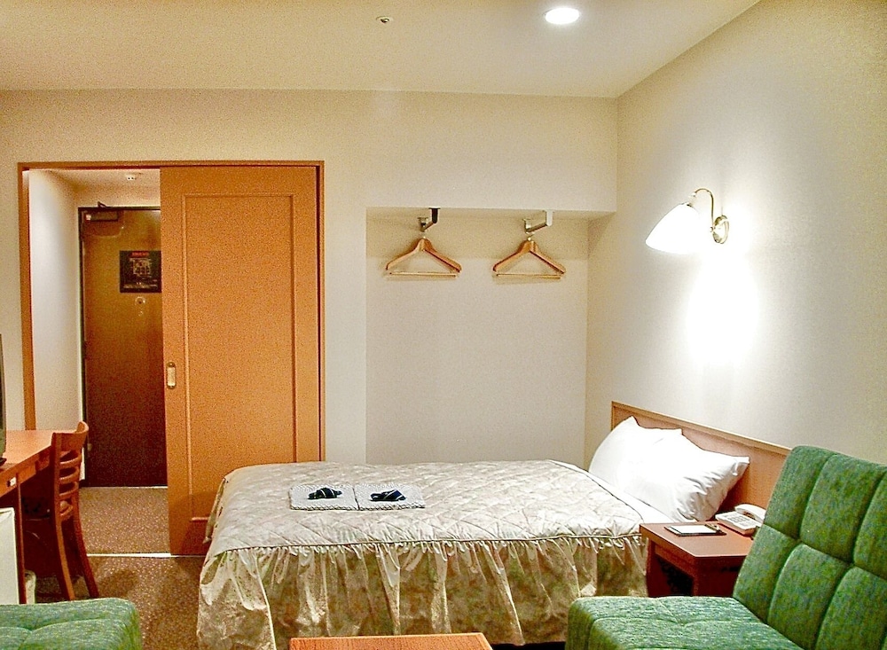 Hiroshimaekimae Universal Hotel Shikansenguchimigi 6/30