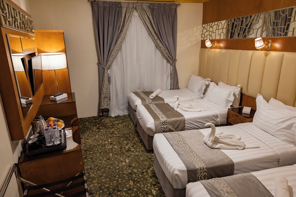 جراند زوار(Grand Zowar Hotel) 8/21