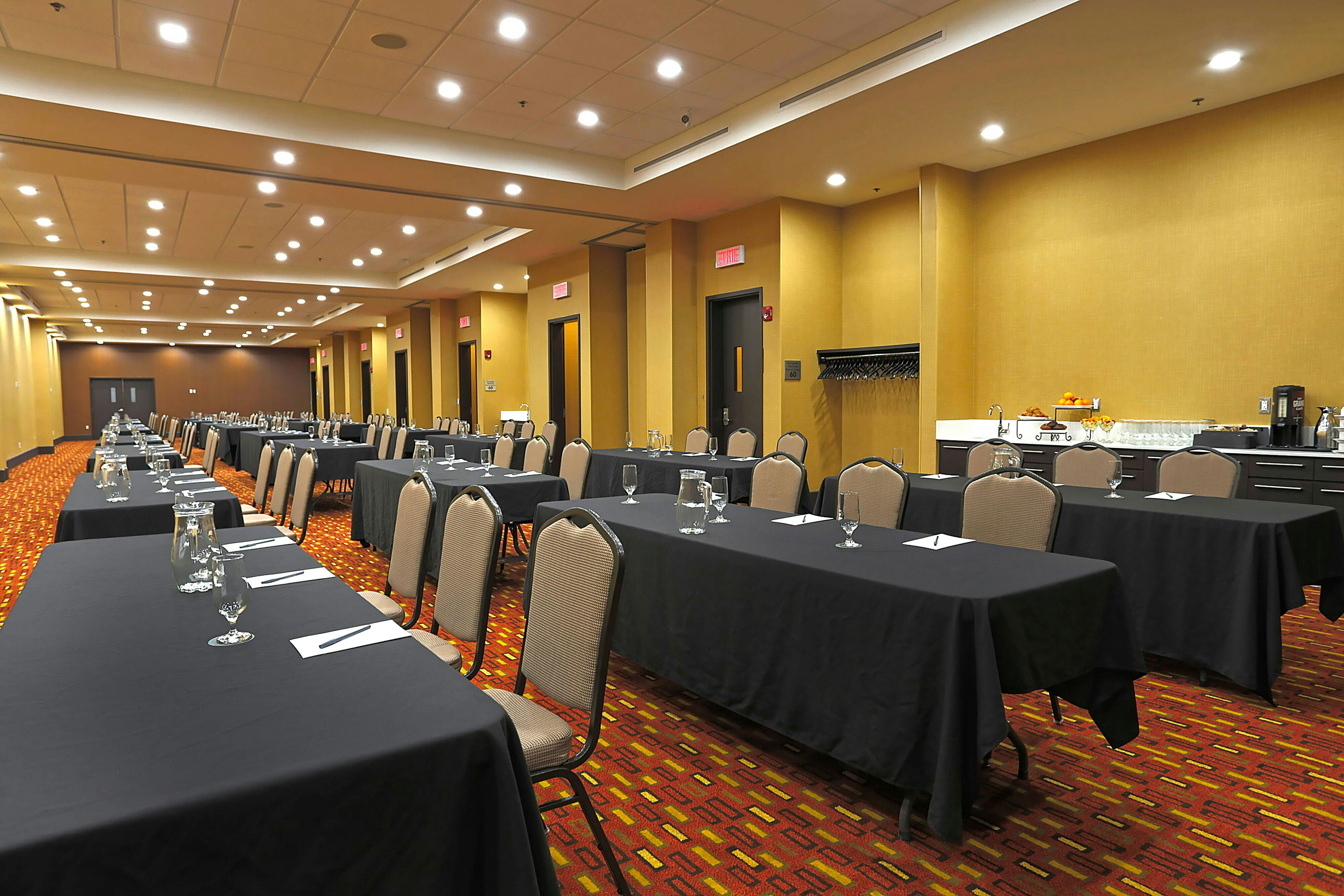 Courtyard by Marriott Montreal West Island Baie D Urfe 18/21