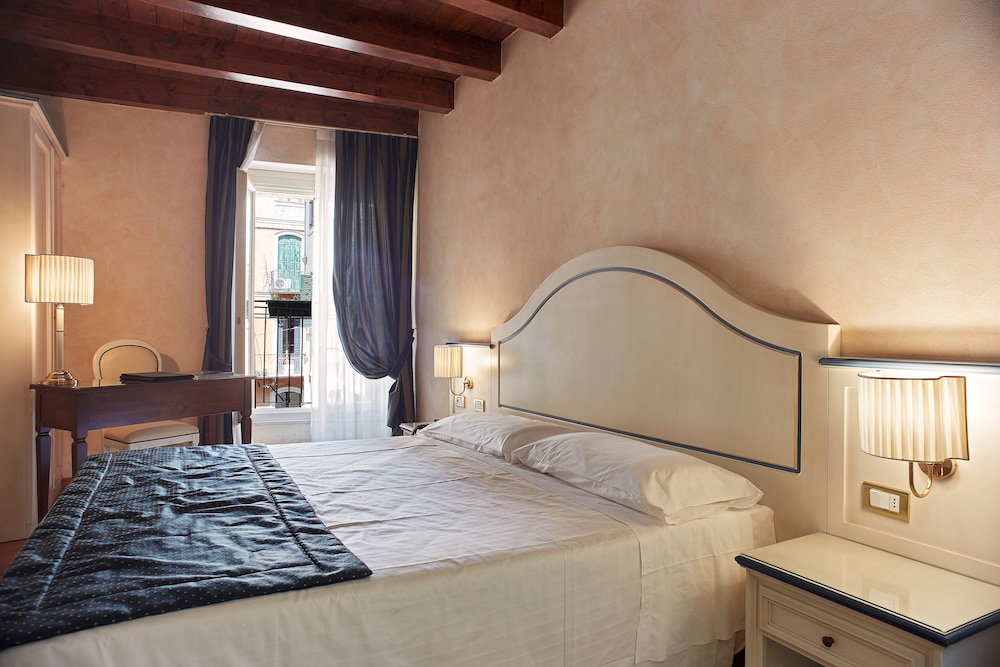 Albergo Mazzanti 21/60