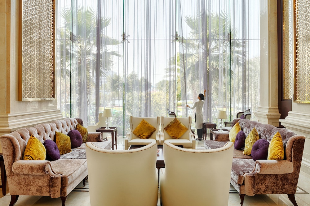 Melia Vinpearl Da Nang Riverfront 40/81
