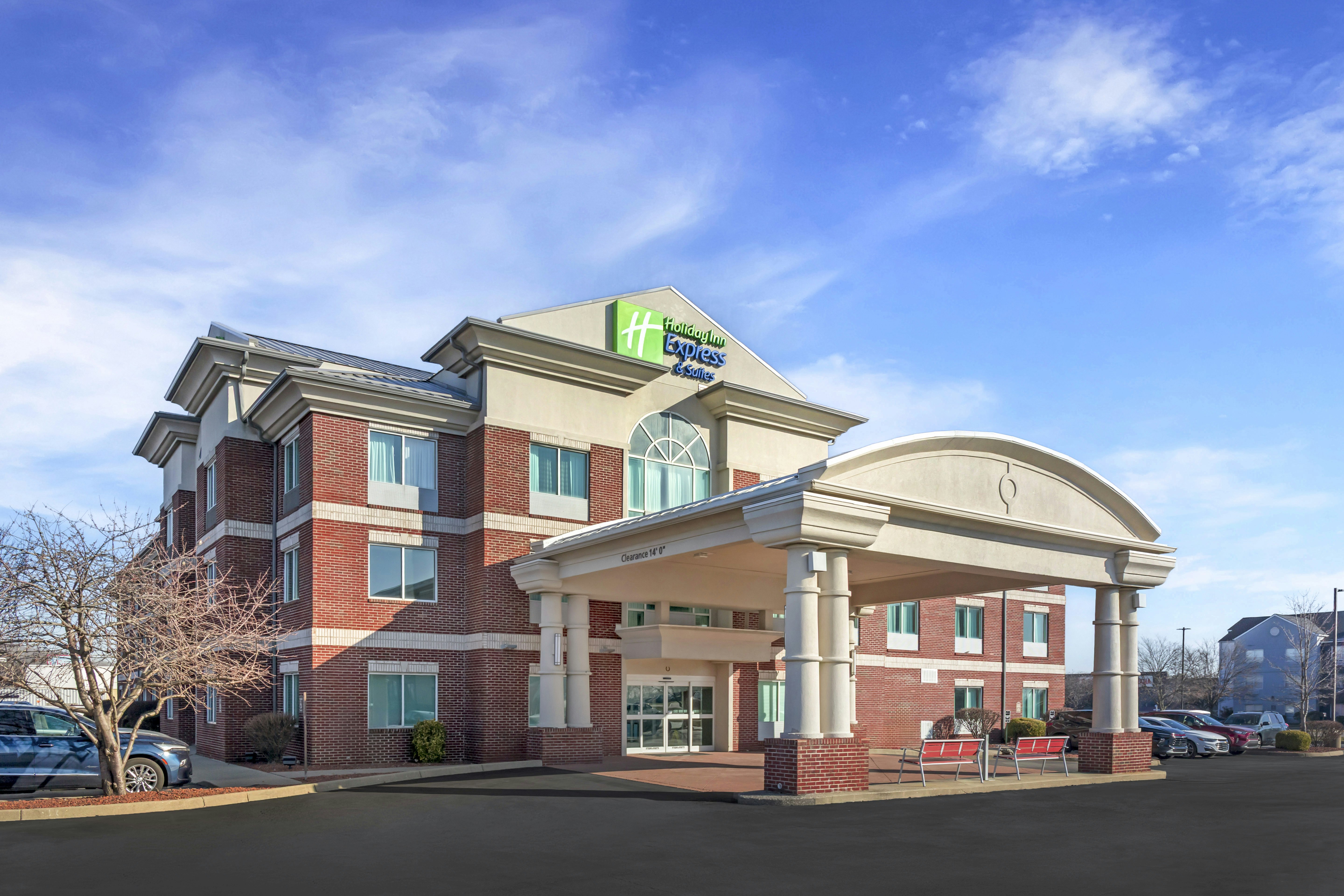Holiday Inn Express & Suites Louisville South-Hillview, an IHG Hotel 3/55