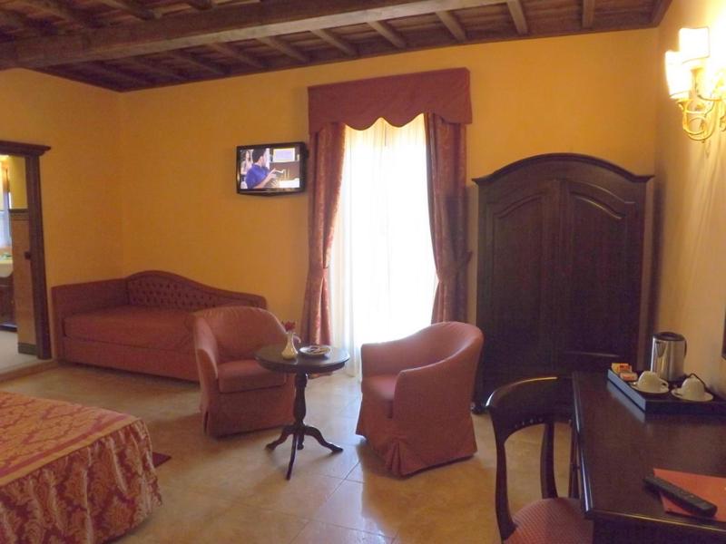 Relais Il Postiglione - Antica Posta dei Chigi 3/14