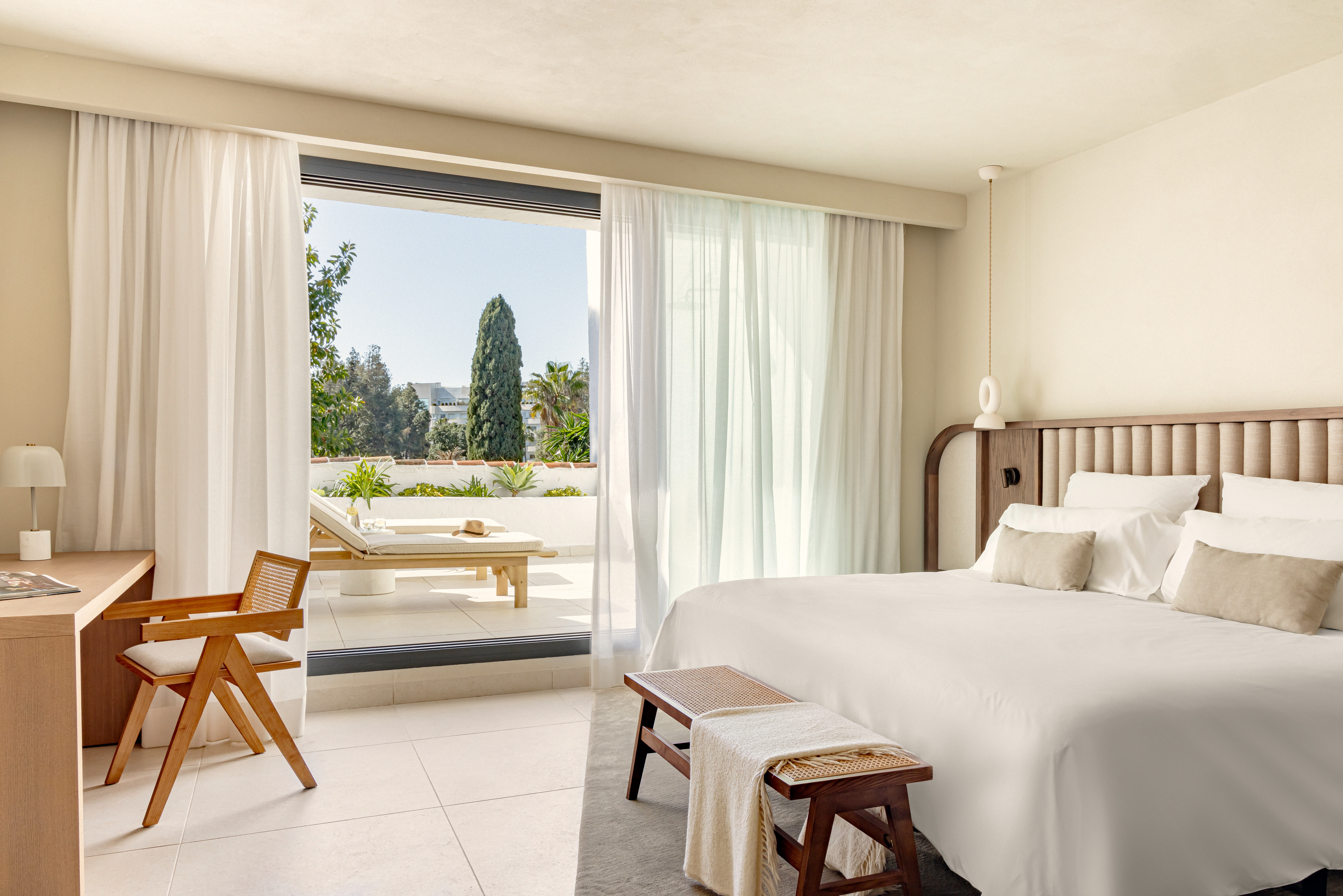 ANFITRION VILLAS & SUITES MARBELLA 11/50
