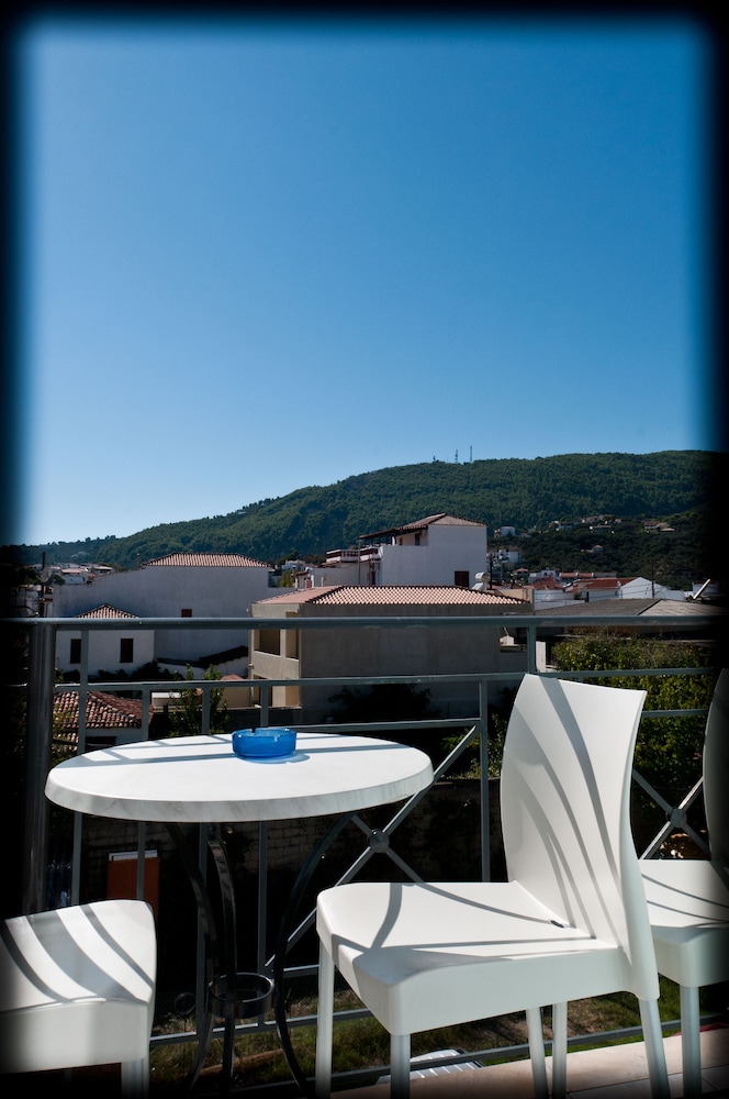 Skiathos Iris 7/51