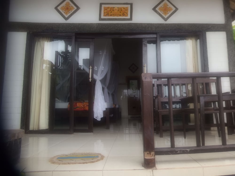 Bukit Indah Home Stay 30/50