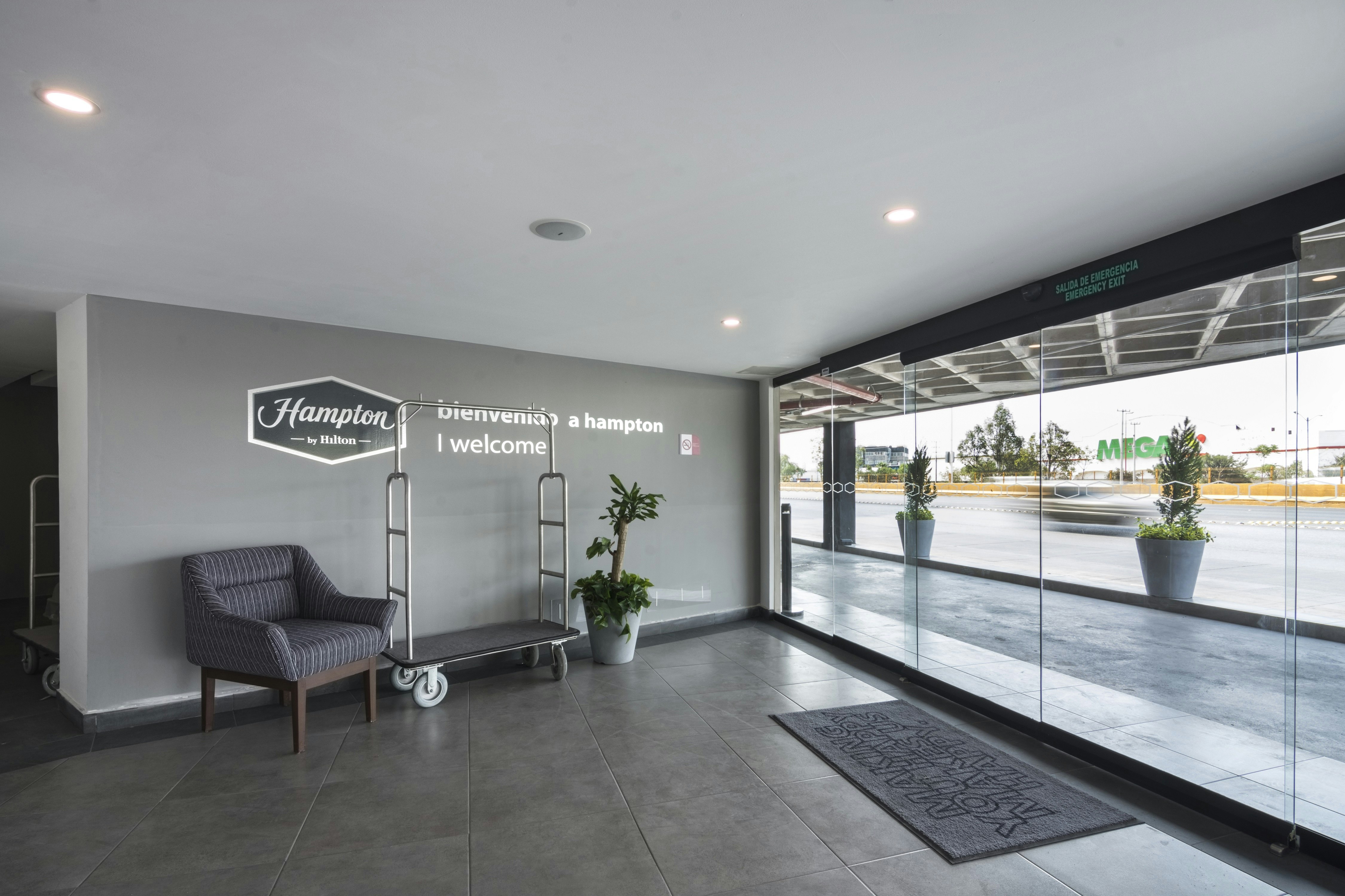 Hampton Inn And Suites San Luis Potosi Slp 41/53